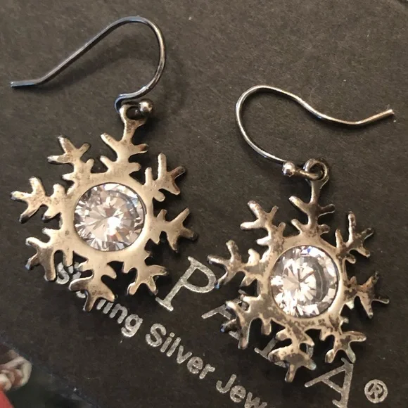 Silpada Sterling Silver Cubic Zirconia Snowflake Earrings W1459 - Picture 14 of 16